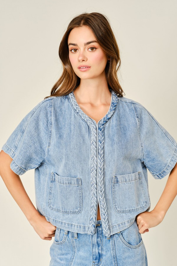 AJJ5645 / Aaron & Amber<br/>BRAIDED DETAIL SHORT SLEEVE DENIM CARDIGAN