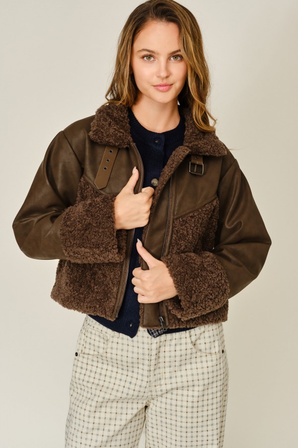 AJJ6280 / Aaron & Amber<br/>VEGAN LEATHER FUR FUNNEL NECK JACKET