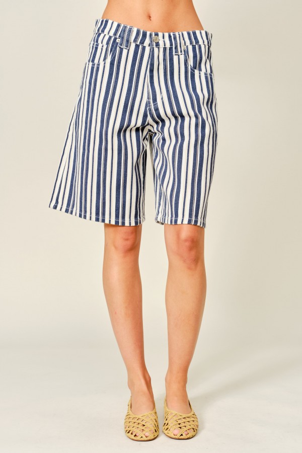 AJP6119 / Aaron & Amber<br/>STRIPE BARREL SHORTS