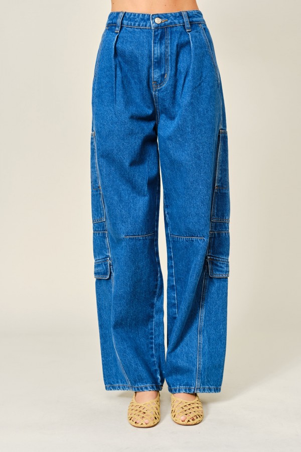 AJP6143 / Aaron & Amber<br/>CARGO PLEATED DENIM PANTS