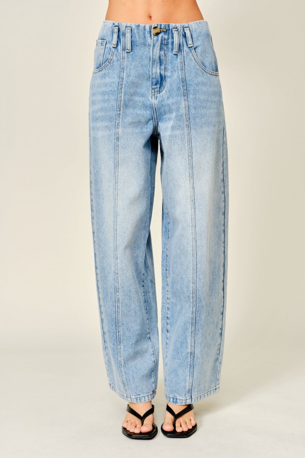 AJP6174 / Aaron & Amber<br/>BALLON BARREL JEANS