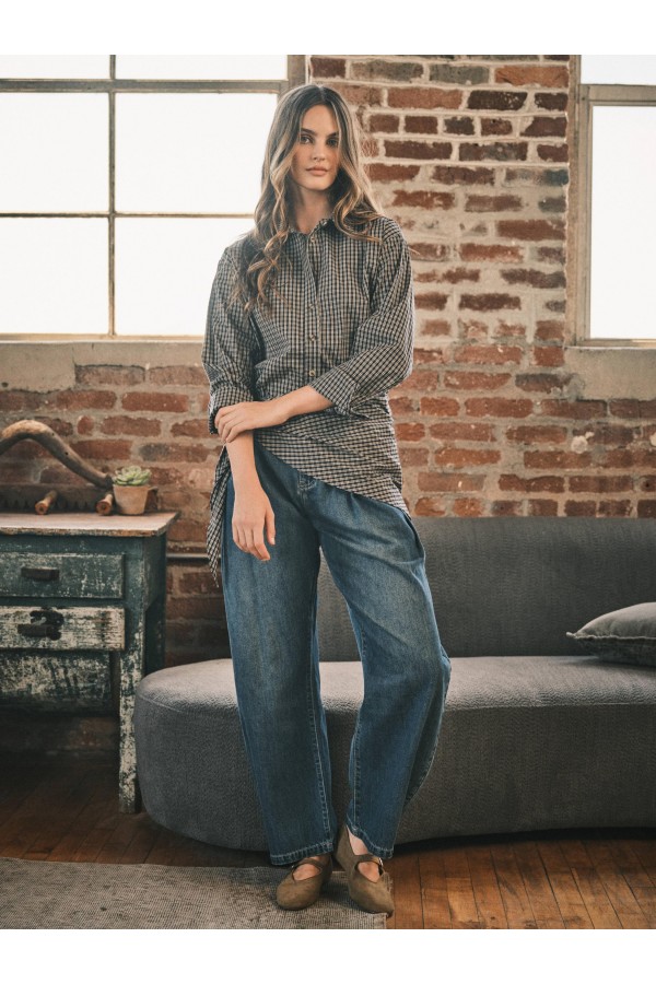 AJP6348 / Aaron & Amber<br/>VINTAGE WASHED PLEATED BARREL DENIM PANTS