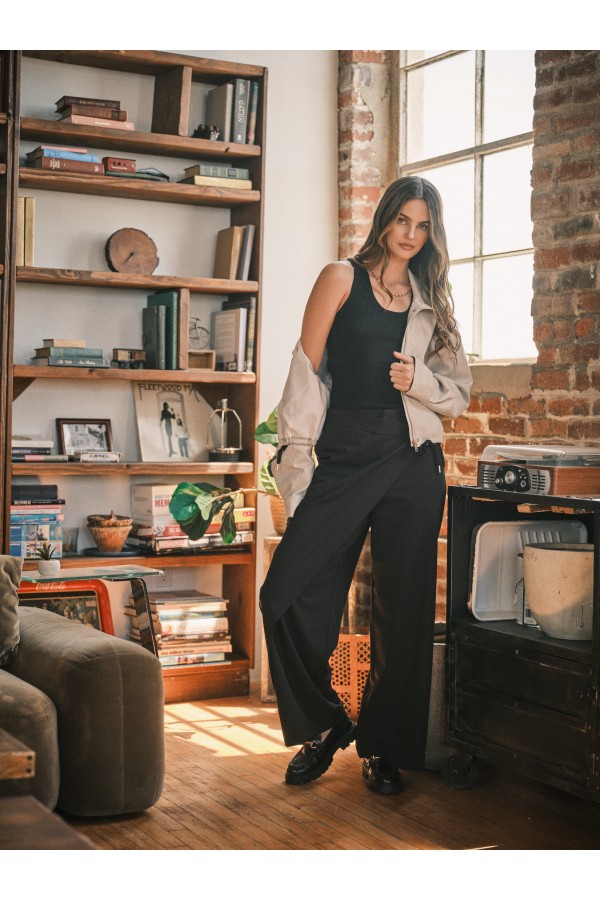AJP6592 / Aaron & Amber<br/>UNBALANCED WRAP BUTTON PLACE PANTS