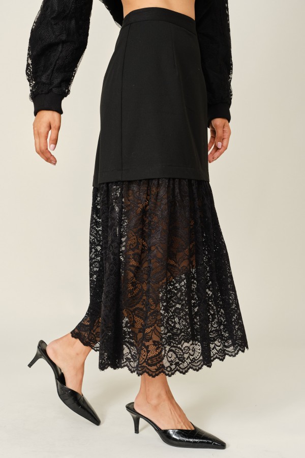 AJS6469 / Aaron & Amber<br/>ROMANTIC LACE HEM MIDI SKIRT