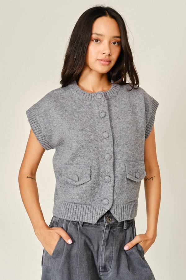 AJT6344 / Aaron & Amber<br/>COZY BUTTON DOWN SWEATER VEST TOP