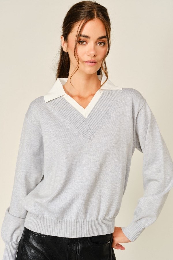 AJT6476 / Aaron & Amber<br/>OXFORD V-NECK POLO SWEATER TOP