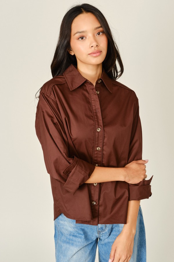 AJT6539 / Aaron & Amber<br/>OVERSIZED CLASSIC BUTTON DOWN SHIRT