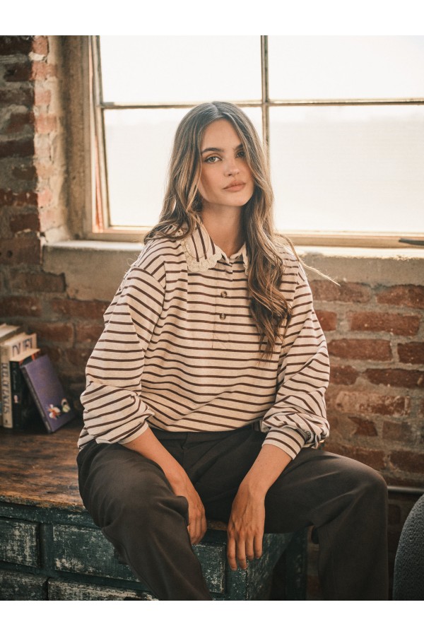 AJT6548 / Aaron & Amber<br/>STRIPED LACE COLLAR POLO TOP