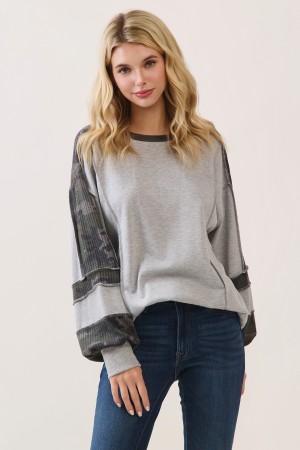 T6154 / 7th Ray<br/>CAMO CONTRAST SLEEVE PULLOVER TOP