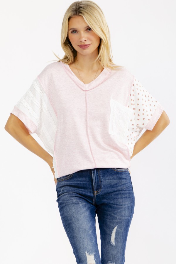 T6376 / 7th Ray<br/>MIXED FABRIC PATCHWORK V NECK TOP