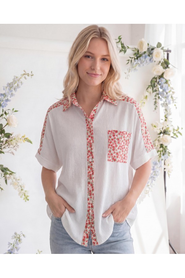 T6385 / 7th Ray<br/>FLORAL CONTRAST BUTTON UP TOP