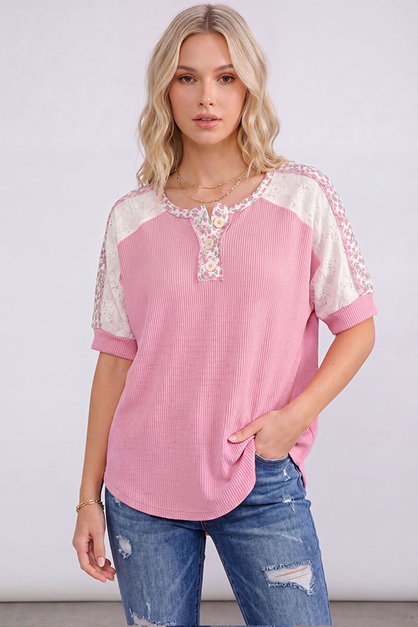 T6416 / 7th Ray<br/>FLORAL PRINT LACE CONTRAST HENLEY TOP