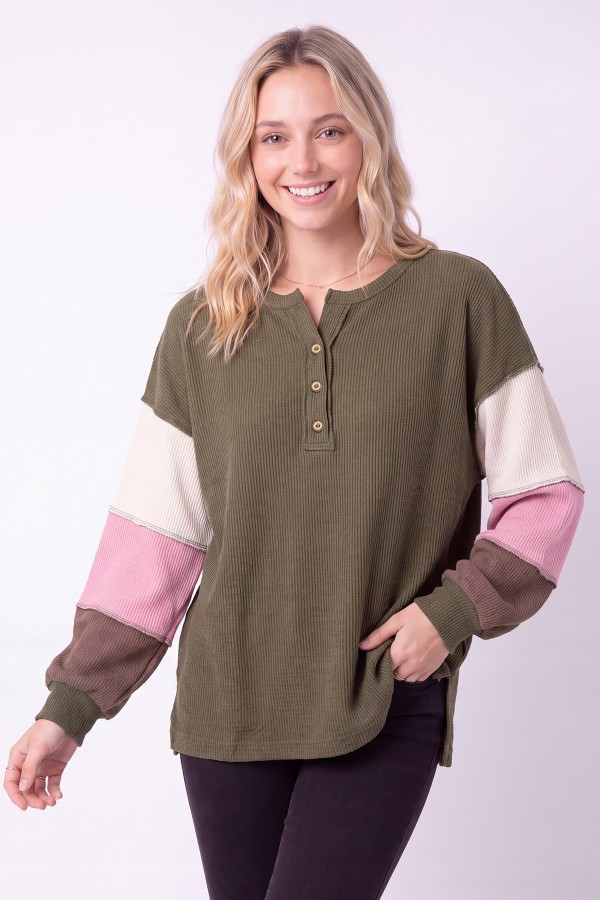 T6452 / 7th Ray<br/>RIBBED KNIT COLOR BLOCK HENLEY TOP