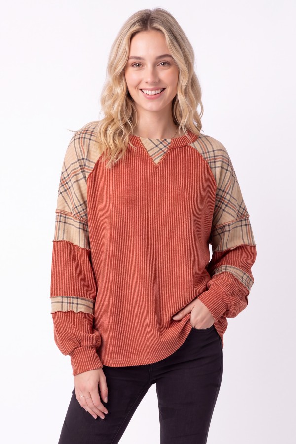 T6467 / 7th Ray<br/>PLAID CONTRAST RIB KNIT TOP