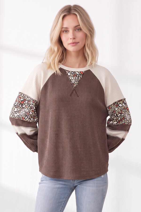 T6506 / 7th Ray<br/>LEOPARD PRINT COLOR BLOCK RIBBED KNIT TOP