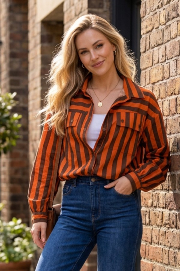 TE-9983 / Nylon Apparel<br/>Linda Striped Collar Double Long Sleeves Blouse