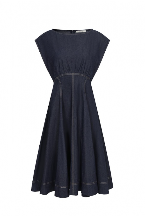 DO191 / RIVIR<br/>Denim Cinched Waist Midi Dress