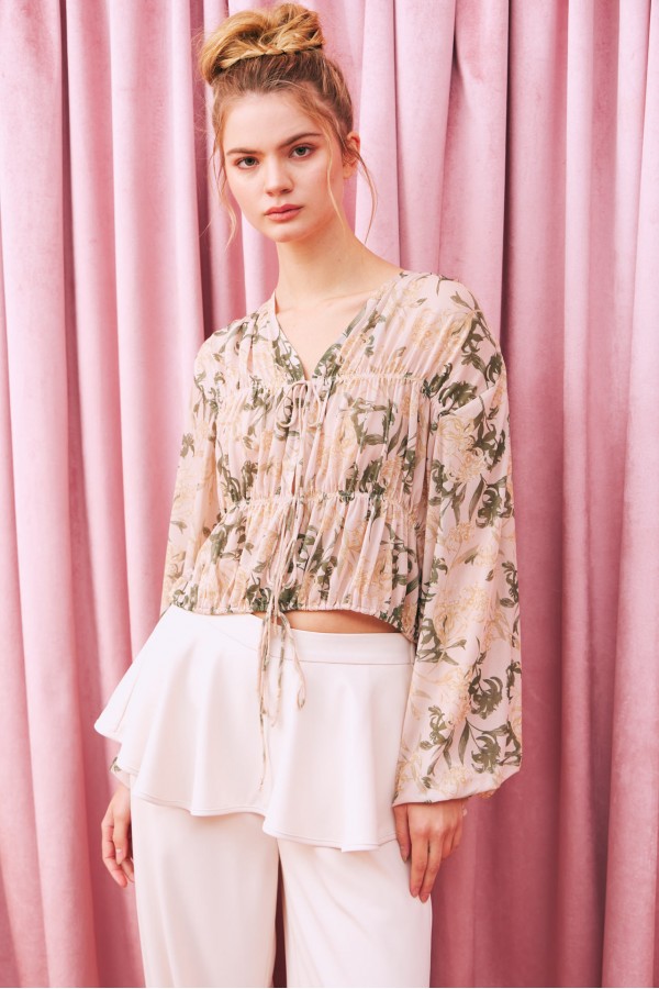TO233 / RIVIR<br/>Floral Sheer Drawstring Blouse