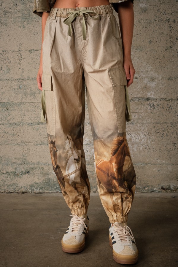 25377P / Blue B<br/>Western Horse Print Cargo Pants