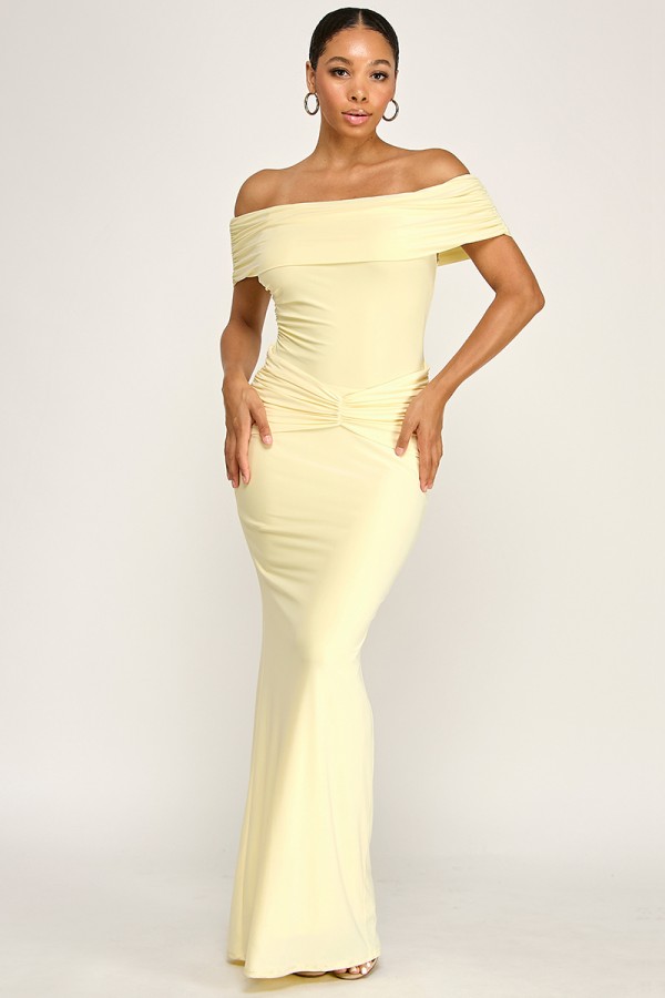 SHD3900 / Spring Haze<br/>Off shoulder mermaid fit maxi dress