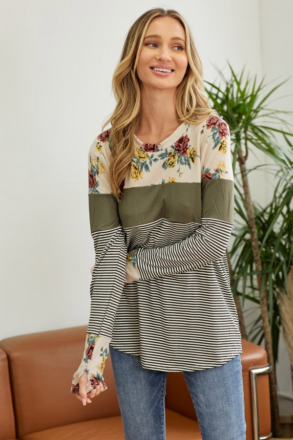 LMT2913 / Lovely Melody<br/>KNOCKING ON DOOR FLORAL COLORBLOCK THUMB HOLE KNIT