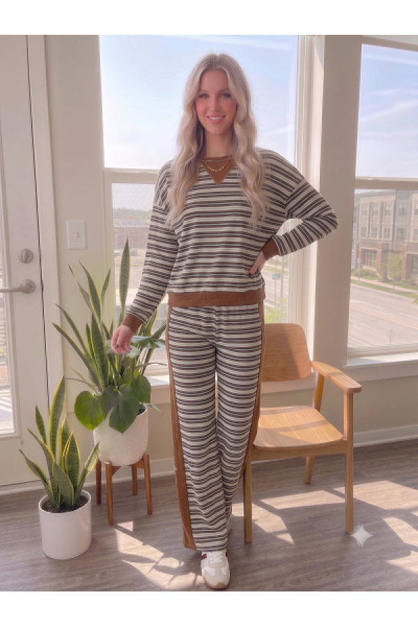 LMT5106 / Lovely Melody<br/>Striped Ribbed Long Sleeve Top