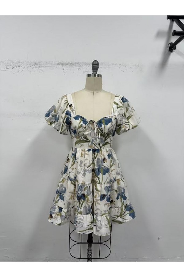 VID10004-13 / The Vintage Shop<br/>FLORAL SWEETHEART NECKLINE PUFF SLEEVES MINI DRESS