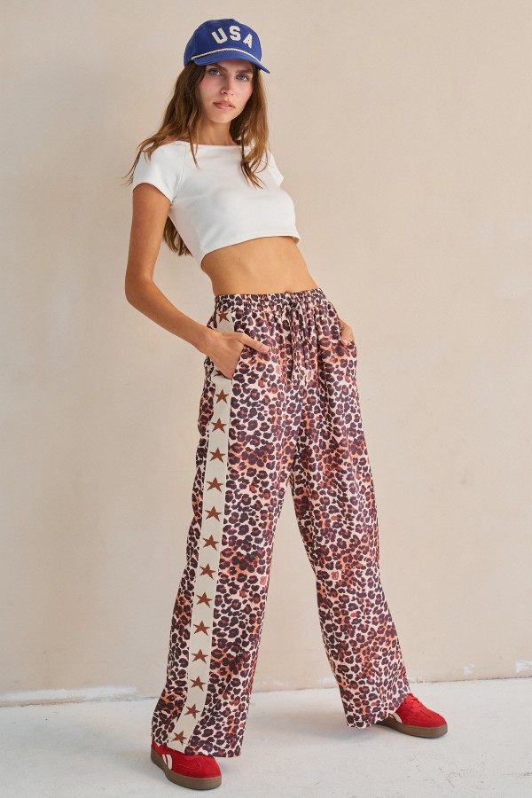 JJB6426-1P / Jade By Jane<br/>PLUS SIZE LEOPARD STAR STRIPE PANTS