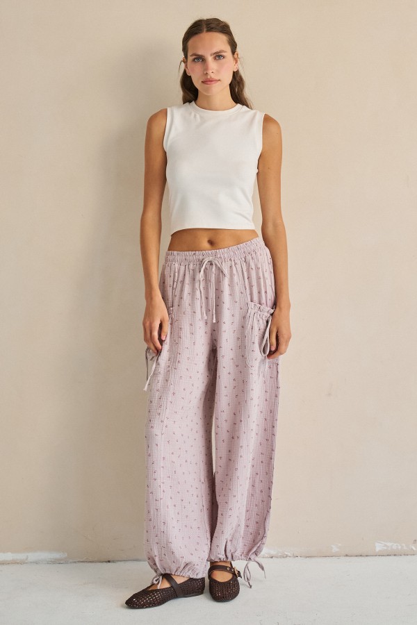 JJB8089 / Jade By Jane<br/>FLORAL GAUZE DRAWSTRING PANTS