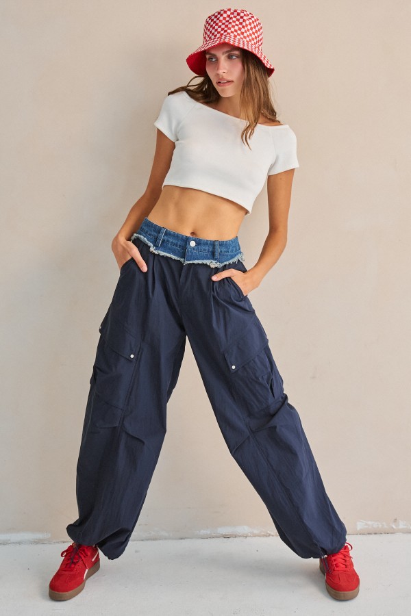JJB8492 / Jade By Jane<br/>DENIM WAISTBAND NYLON CARGO PANTS