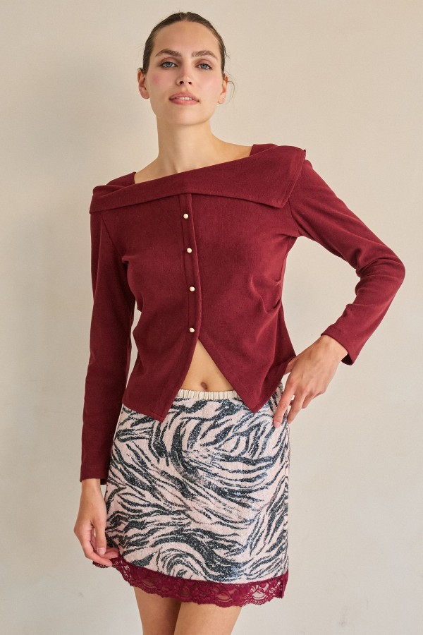 JJT8171 / Jade By Jane<br/>DRAPED COLLAR BUTTON TOP