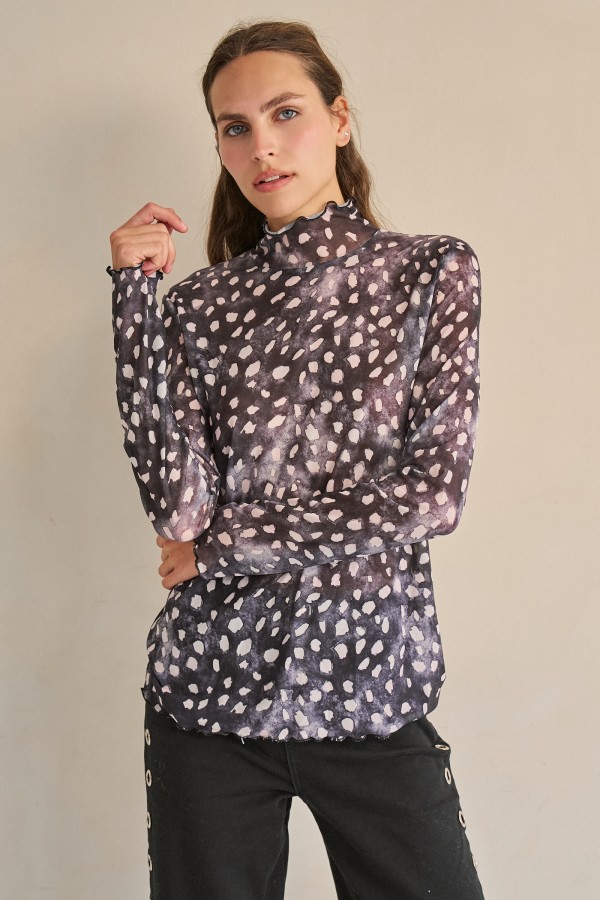 JJT8301-1P / Jade By Jane<br/>PLUS SIZE DEER PRINT MESH LONG SLEEVE TOP