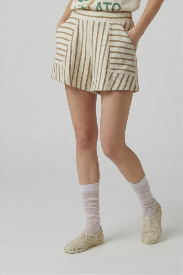 KRP8169P / Jade By Jane<br/>PLUS SIZE TEXTURED STRIPE POCKET SHORTS