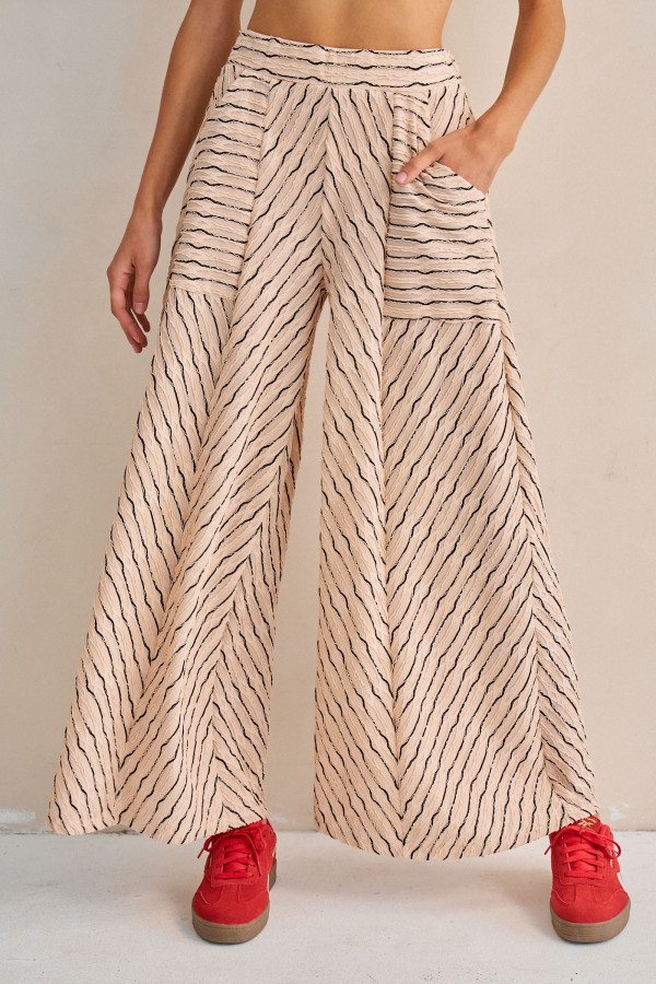 KRP8170-1P / Jade By Jane<br/>PLUS SIZE TEXTURED STRIPE WIDE LEG PANTS