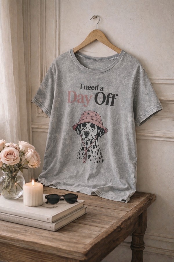 PRT1121P / Jade By Jane<br/>PLUS SIZE DAY OFF DOG GRAPHIC T-SHIRT