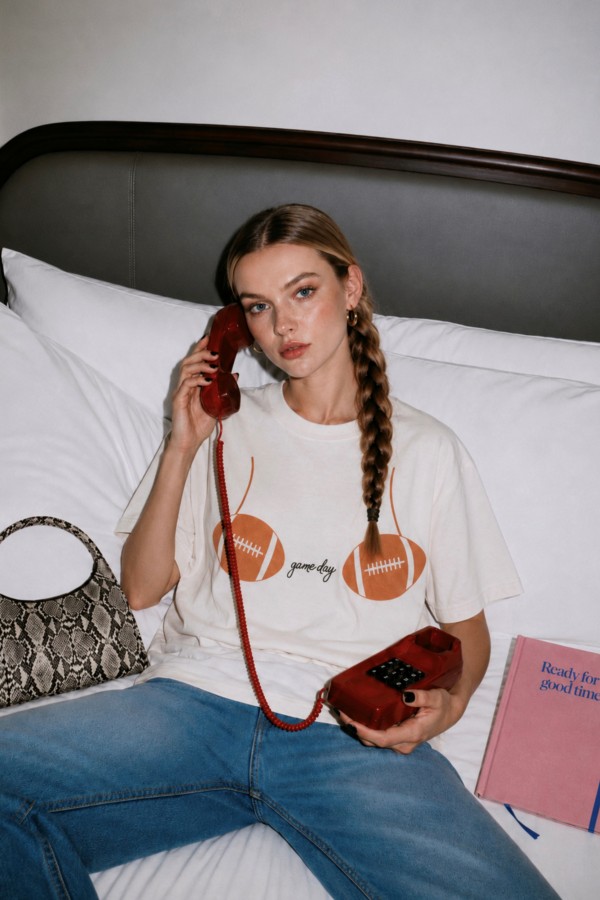 PRT1146 / Jade By Jane<br/>FOOTBALL BRA GRAPHIC TEE