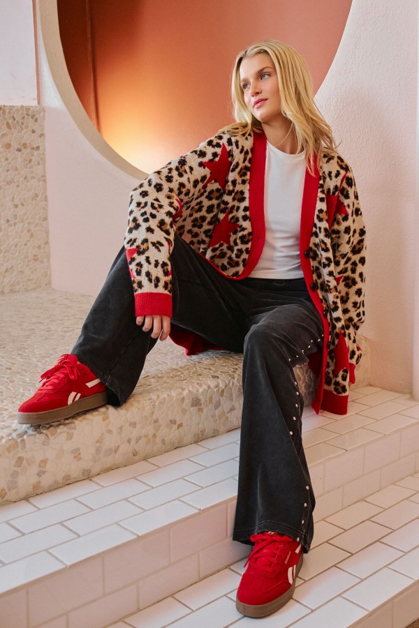 SWT1257P / Jade By Jane<br/>PLUS SIZE LEOPARD STAR CARDIGAN SWEATER