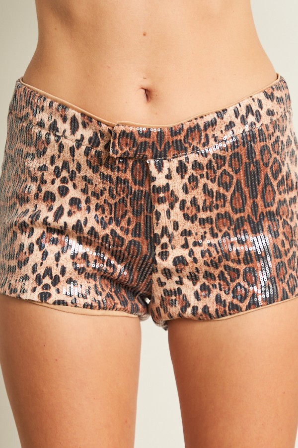 6827 / ANWND<br/>Leopard Print Sequin High-Waist Mini Shorts