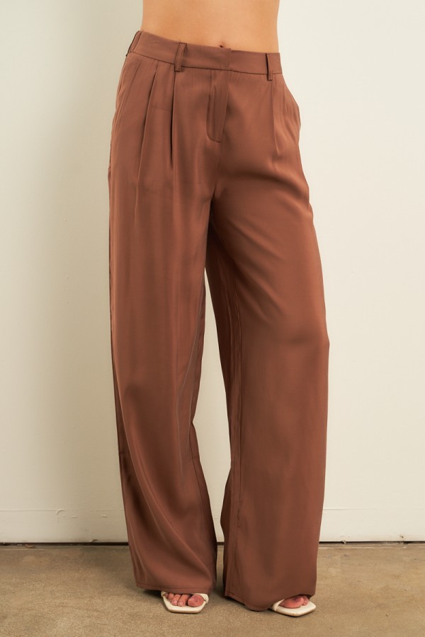 70029P / ANWND<br/>High-Waisted Wide-Leg Pants