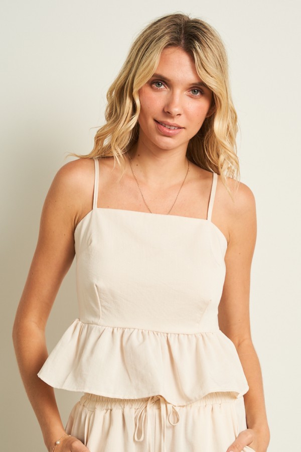 70033T / ANWND<br/>Square Neck Peplum Cami Top