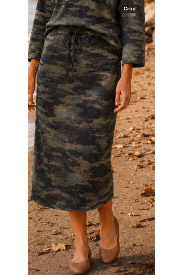 CS11960D-PL / Celeste Design<br/>Camouflauge skirt. Perfect for everyday wear. lenght of 31