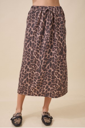 CS33960 / Celeste Design<br/>ANIMAL PRINT RIB KNIT SKIRT WITH POCKETS -PART OF SET